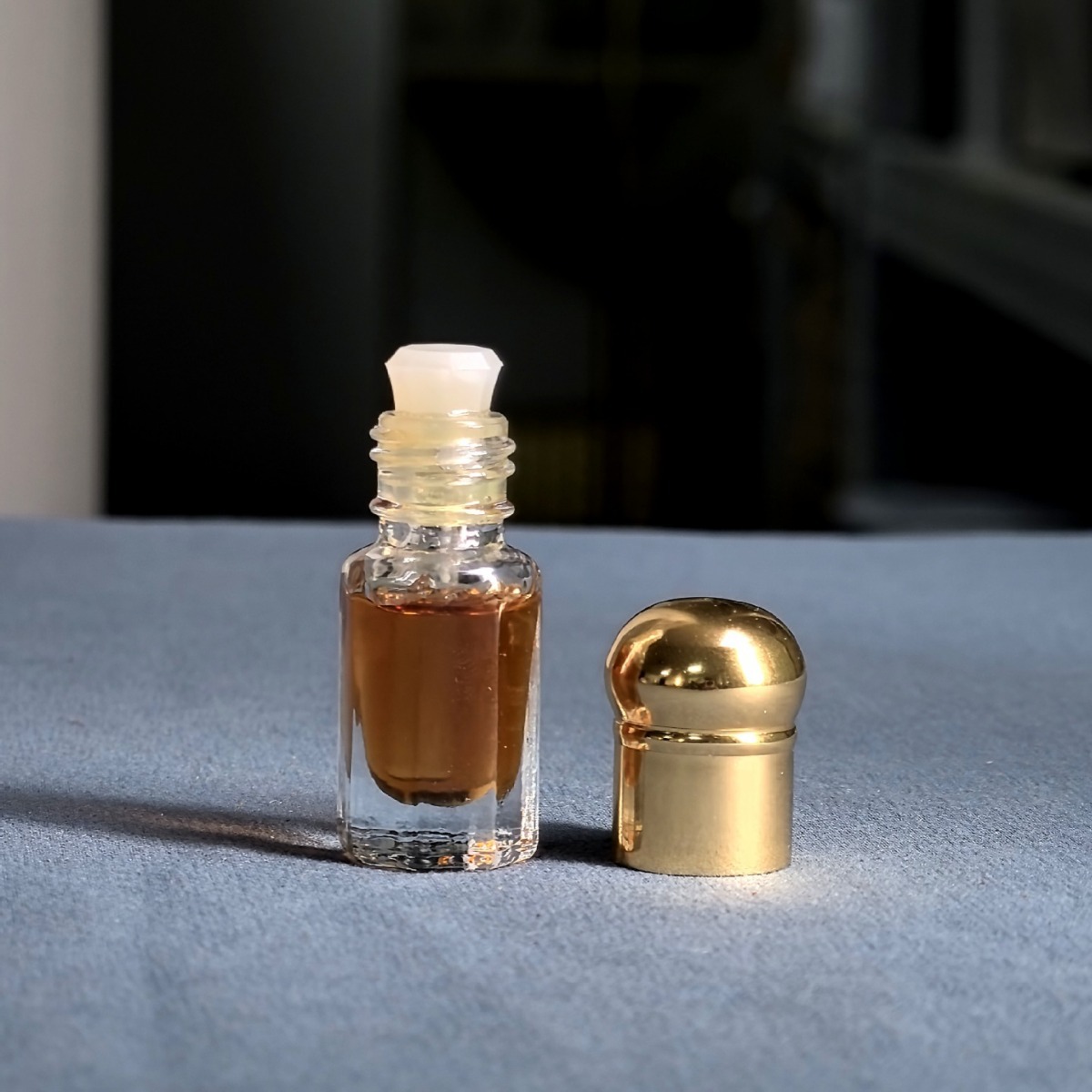 Natural Pure Agarwood Essentia - Sandalwood Perfume Oil recension och pris